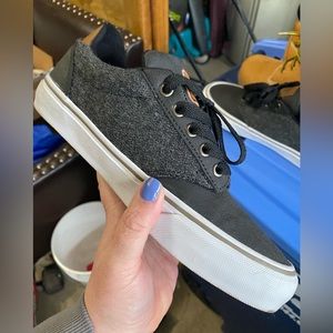 Vans- worn 1x